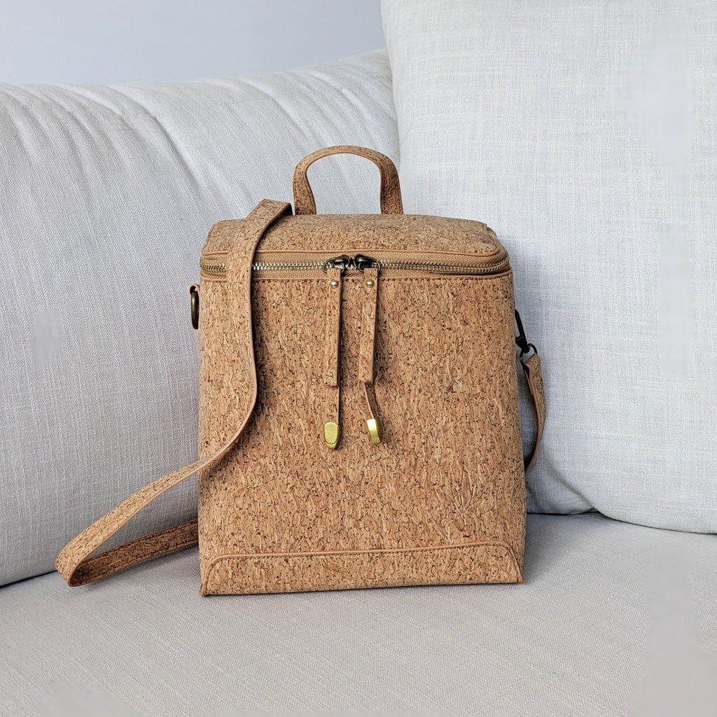 Convertible bag fashion / backpack made of cork