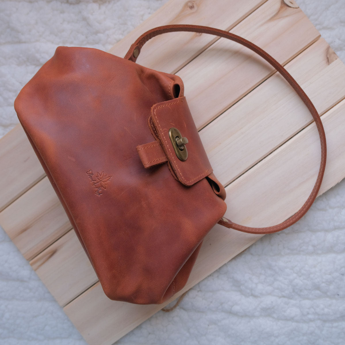 On the Go  Mini Leather Knitting Case – Thread and Maple