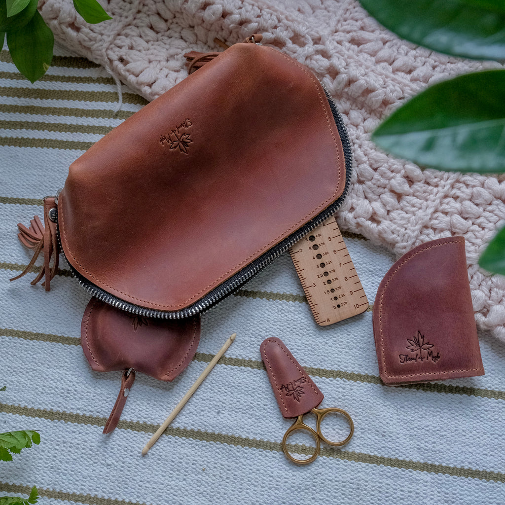 On the Go  Mini Leather Knitting Case – Thread and Maple